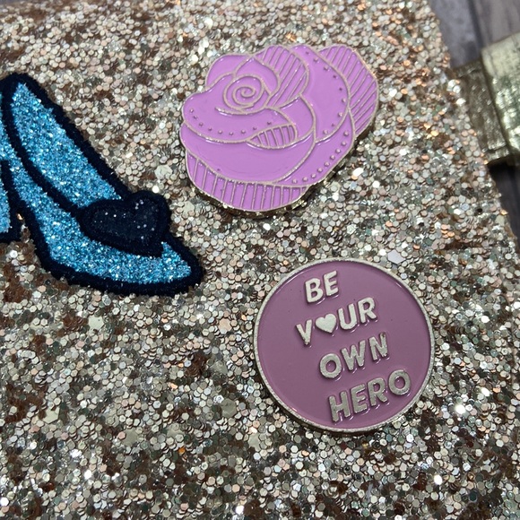 Disney Cinderella Purse Gold Belt Bag - Picture 5 of 9